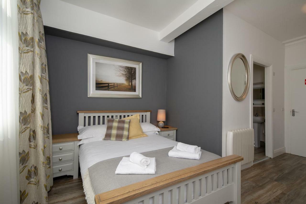 The Square Townhouse Fermoy 호텔 외부 사진
