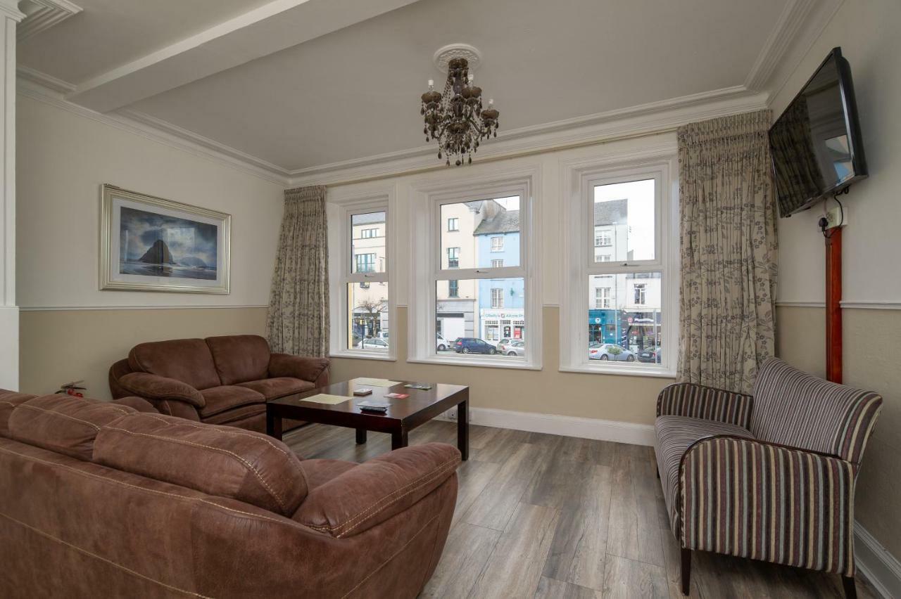 The Square Townhouse Fermoy 호텔 외부 사진